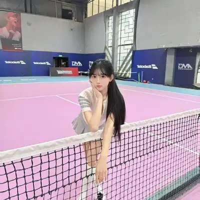 周磊